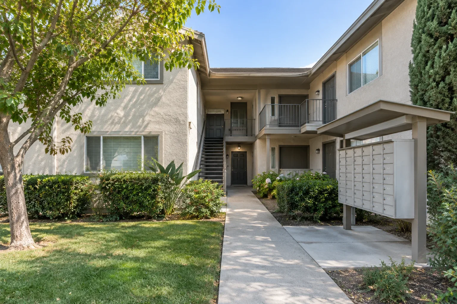 How to Change Burbank Property Managers Without Rent Gaps
