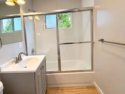 1346 W 107th St, Los Angeles, CA 90044 - photo 8