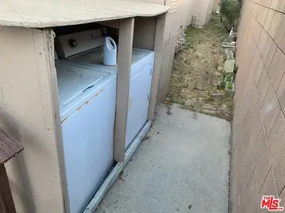 3866 Bentley Ave APT B, Culver City, CA 90232 - photo 6