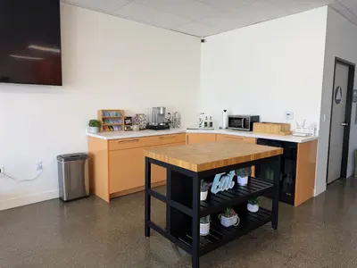 3061-3075 Foothill Blvd La Crescenta, CA 91214 - photo 4