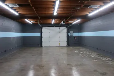 615 S Victory Blvd Burbank, CA 91502 - photo 4