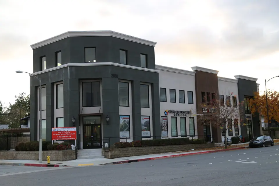 2956 E Colorado Blvd Pasadena, CA 91107 - Photo 1