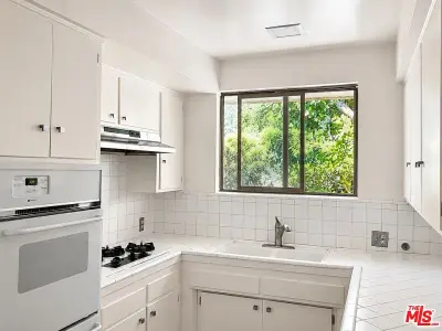 3320 Griffith Park Blvd, Los Angeles, CA 90027 - photo 2