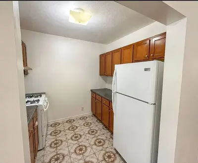315 S Alhambra Ave, Monterey Park, CA 91755 - photo 2