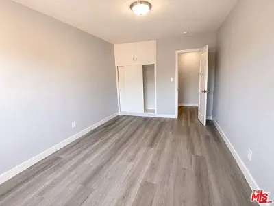 202 N Locust St, # 6, Inglewood, CA 90301 - photo 2