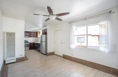 366 N Ave 51 - photo 5